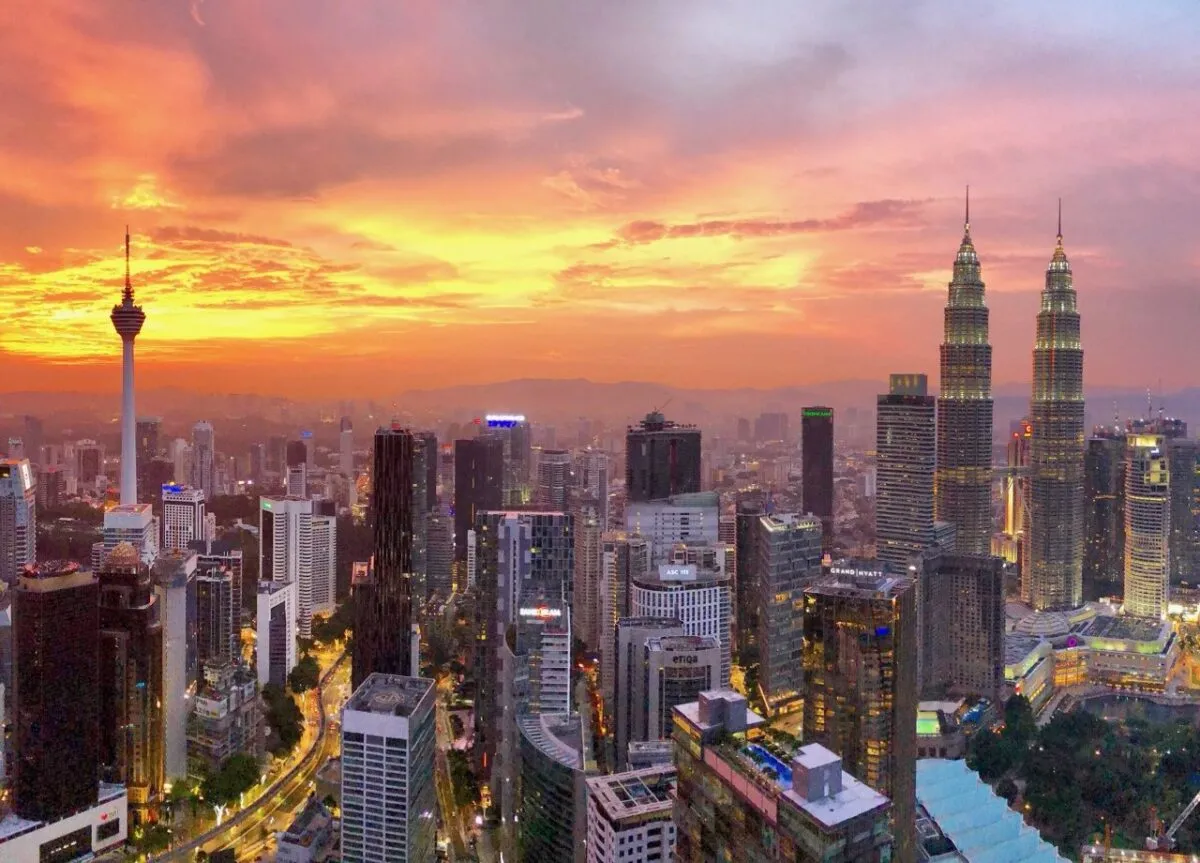 Plug-and-play flexible private office space for rent at EasySpace Penang.