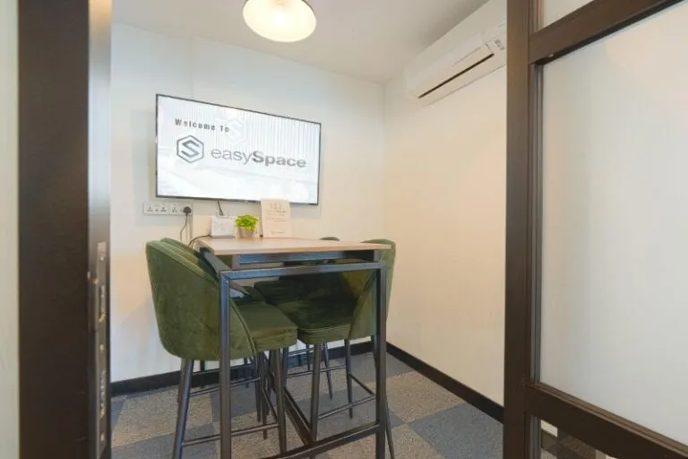 Discussion Room-01