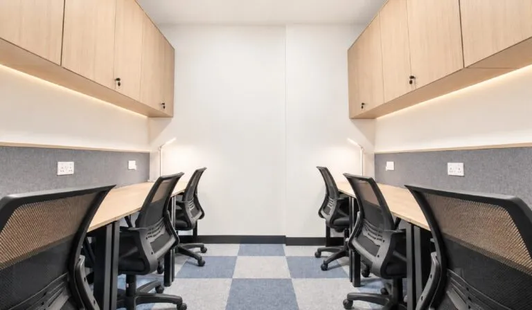 Private Office-6 Seaters